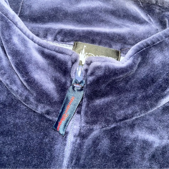 VINTAGE EMBROIDERED DISNEYLAND HONG KONG FLEECE JACKET - Picture 5 of 12